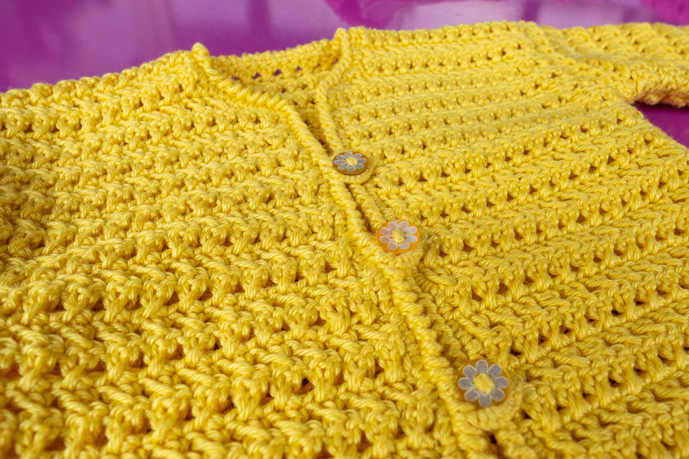 Pull bébé au crochet