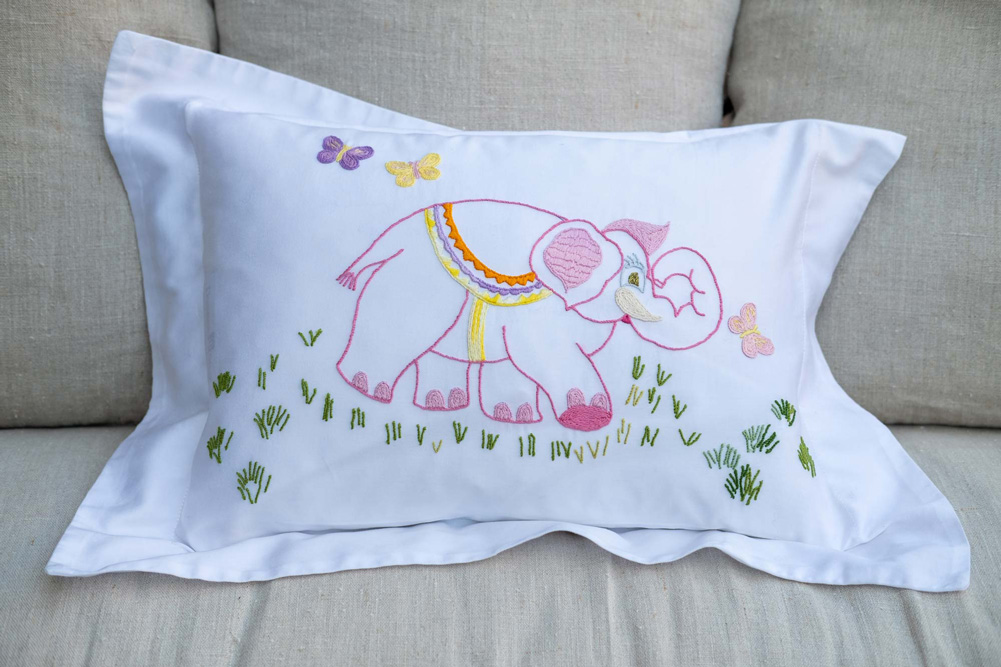 Coussin brodé